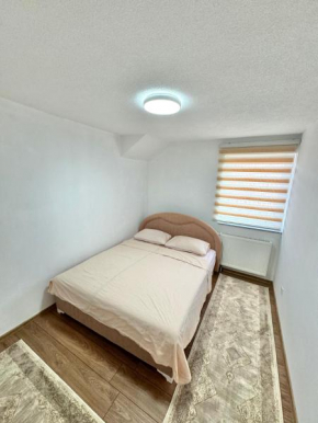 Room Ejna 2